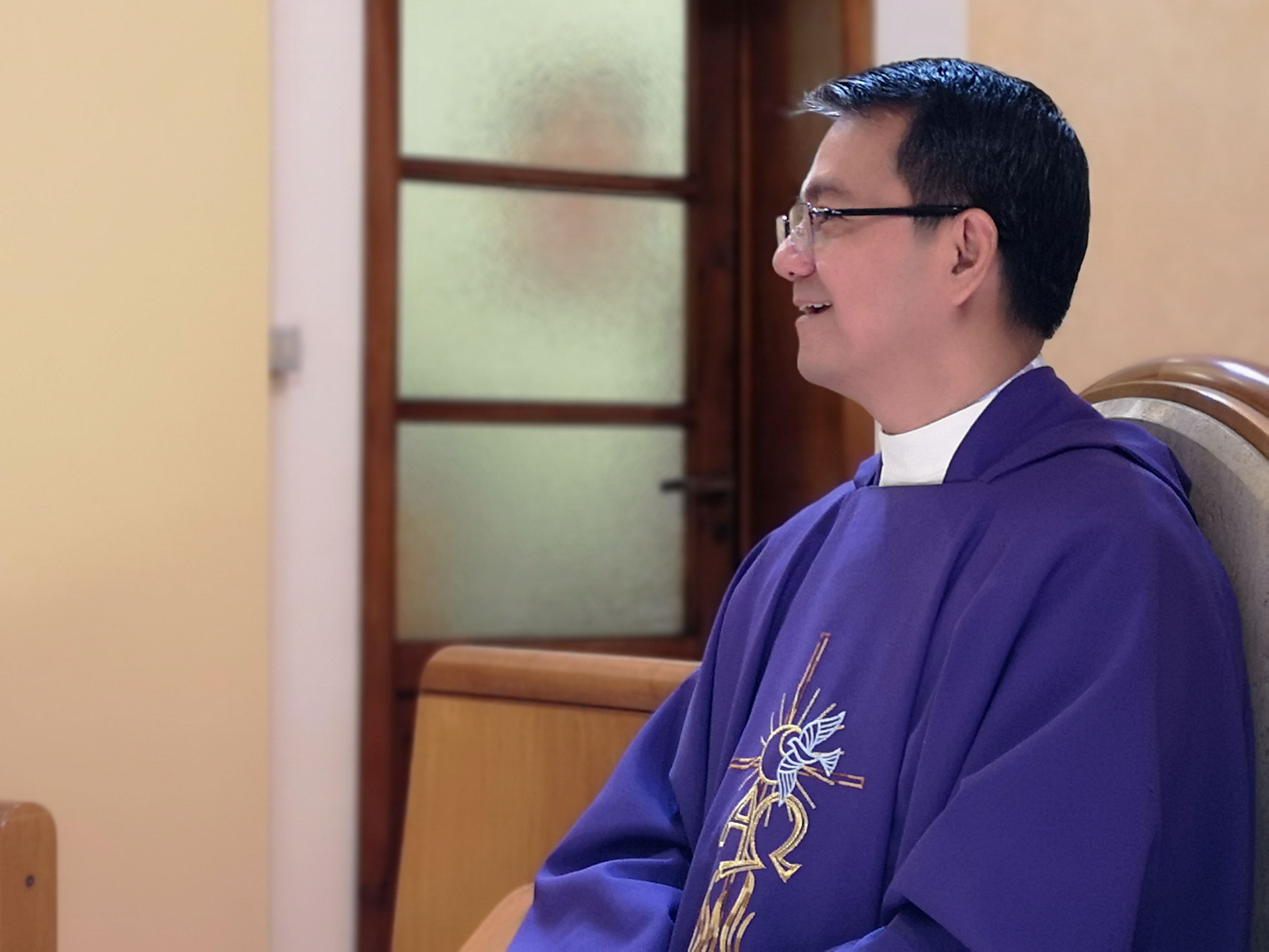 Msgr Leo Dalmao CMF 1 Durante A Missa De Despedida Do Pe. Leo Dalmao, Cmf Com Uma Comunidade Cristã Filipina Em Roma