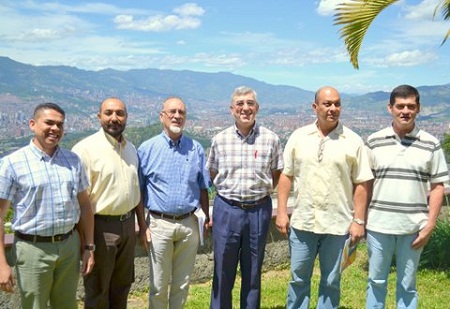 Versammlung von Kolumbien/Venezuela zu Ende