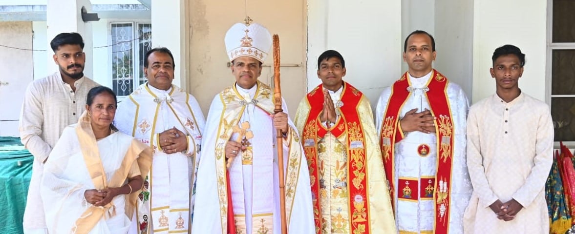 Província de St. Thomas celebra a ordenação de cinco diáconos ao sacerdócio durante a Páscoa