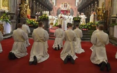 Les Clarétains Répondent À L’appel : Les Ordinations Unissent Les Fidèles Dans De Joyeuses Célébrations
