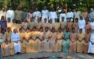 Cours Intensif D’Un Mois Sur La Théologie De La Vie Consacrée Organisé À Sanyasa