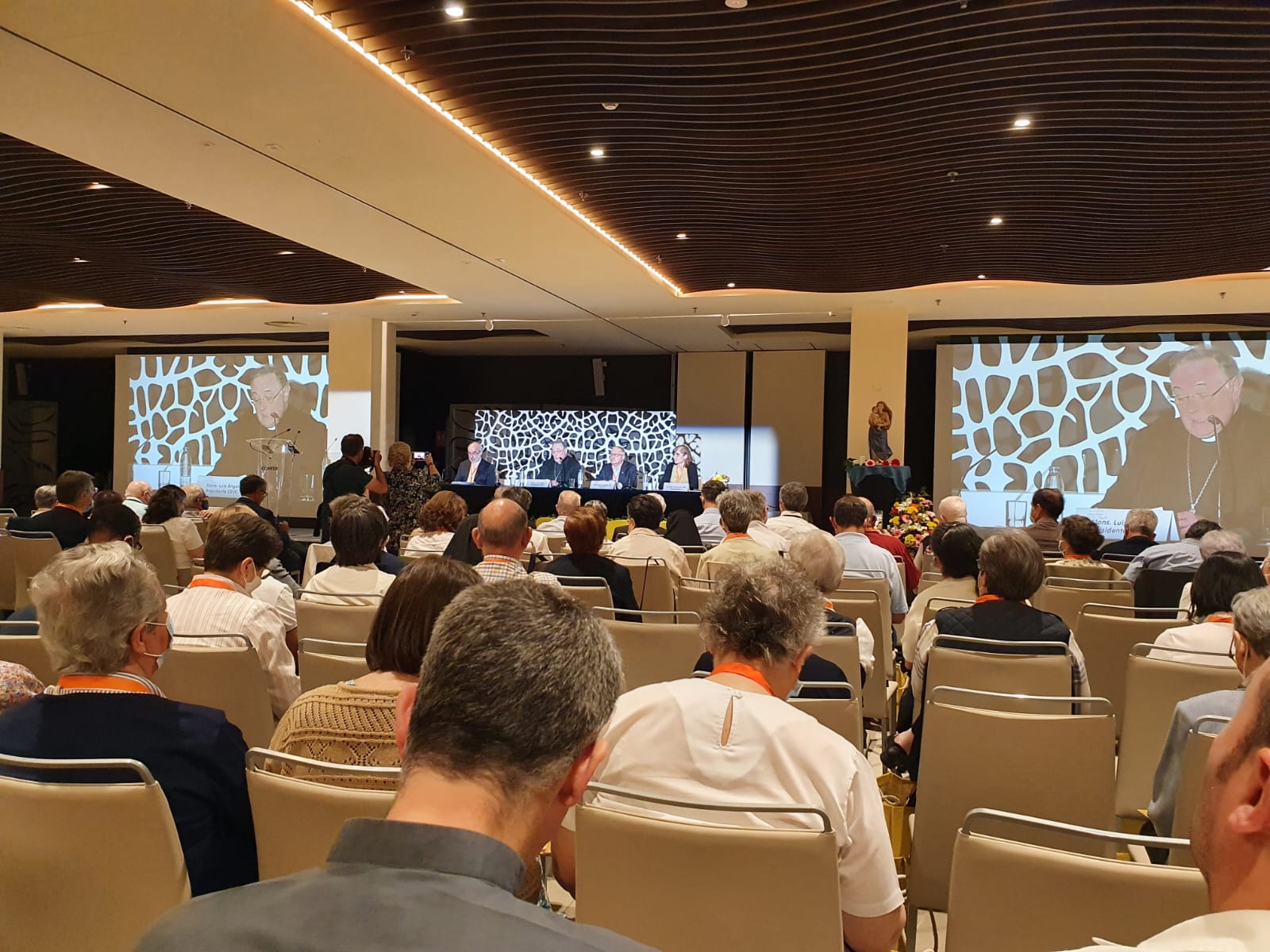 Linhas da sinodalidade. Bebendo da mesma fonte 3 Ecla 20220525 Xxviii Asamblea Confer 2