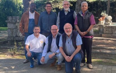 Reunidos Para Revisar La Fragua
