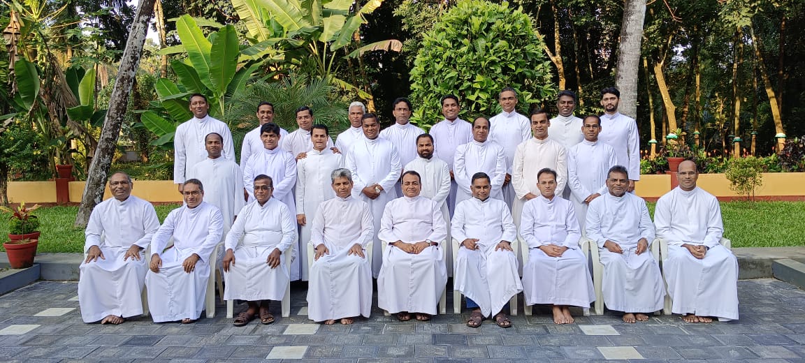 Claretian Discerning Leadership Workshop Empowers ASCLA West Members