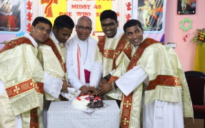 Ordinations sacrées à Calcutta et au Venezuela : adopter le diaconat dans la foi et le service