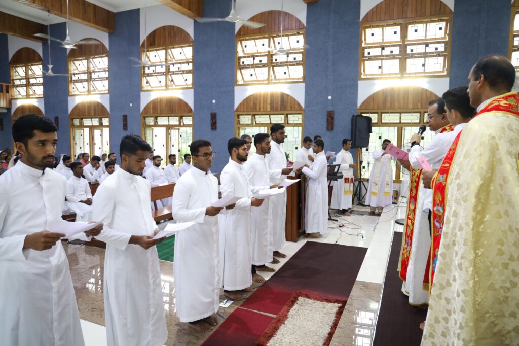 2025 05 31 Jubilee Assembly Profession St Thomas 3