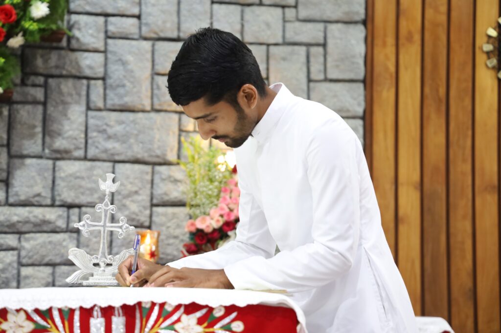 2025 05 31 Jubilee Assembly Profession St Thomas 5